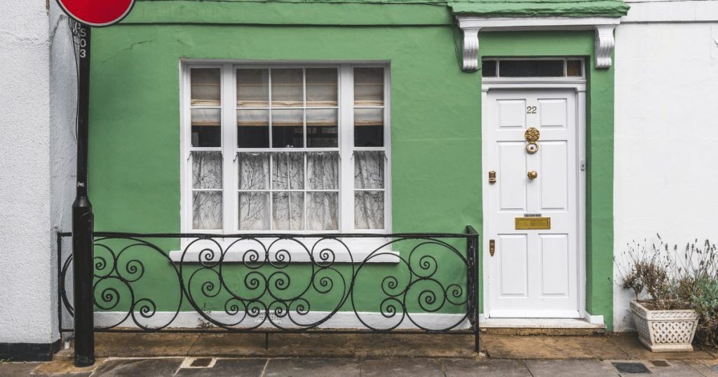 Jewson's wooden esterior door