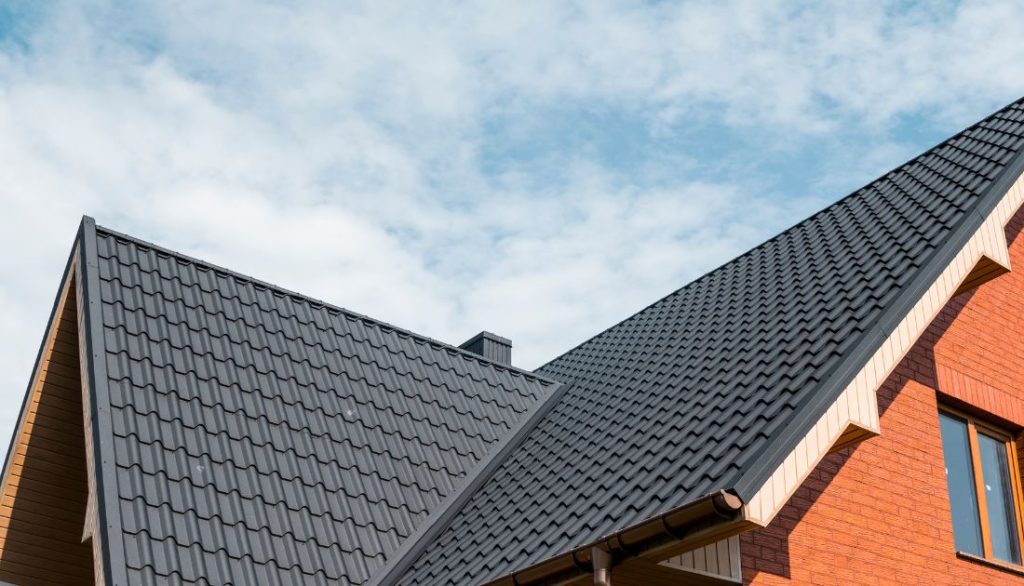 metal roof vs shingles